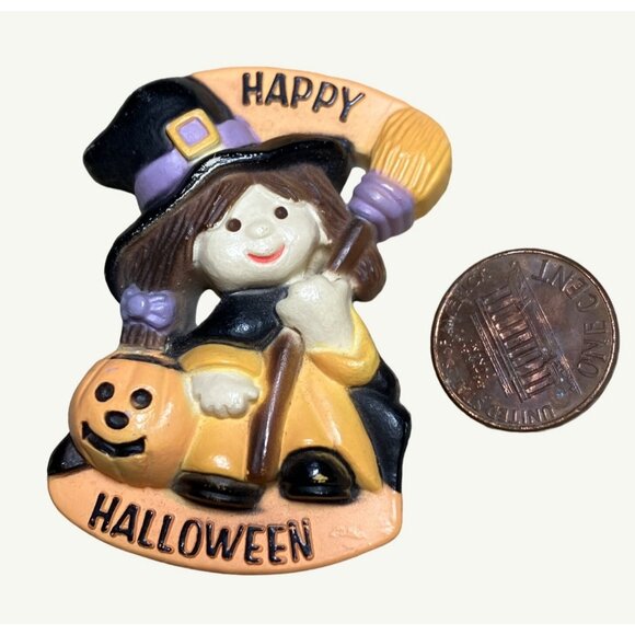 Vintage Happy Halloween Witch Brooch Pin - Picture 4 of 8